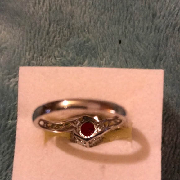Red stone ring - Picture 4 of 4
